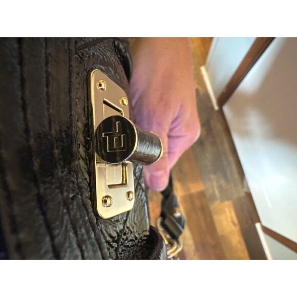 Elliott Lucca Black Shoulder Bag - Picture 7 of 16